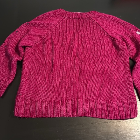 Happy sheep embroidered Sweater - Picture 5 of 7